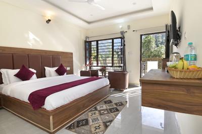 Bedroom Image of 2250 Sq.ft 4 BHK Builder Floor for sale in Sector 26 Rohini New Delhi for Rs. 40000000
