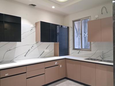 Kitchen Image of 1800 Sq.ft 3 BHK Builder Floor for sale in Paschim Vihar New Delhi for Rs. 35000000