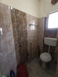 Bathroom Image of 880 Sq.ft 2 BHK Apartment / Flat for sale in Kalikapur, EM Bypass Kolkata for Rs. 3800000