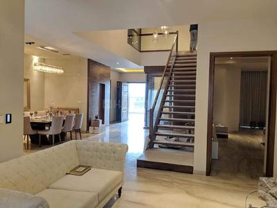 5 BHK Independent House