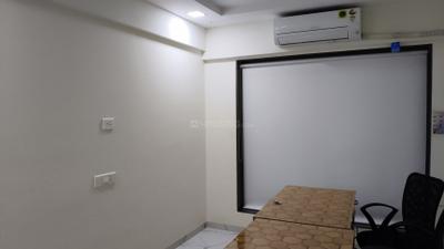 Bedroom Image of 808 Sq.ft 3 BHK Apartment / Flat for sale in Kaveri Heights, Ghatkopar East Mumbai for Rs. 19000000