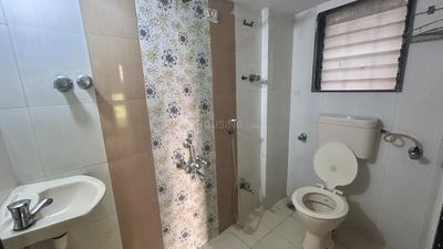 Bathroom Image of 945 Sq.ft 2 BHK Apartment / Flat for rent in Thakurli Thane for Rs. 20000