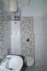 Bathroom Image of 3000 Sq.ft 3 BHK Builder Floor for sale in Shree Venkata Annapurna Classic, Penamaluru Vijayawada for Rs. 7500000