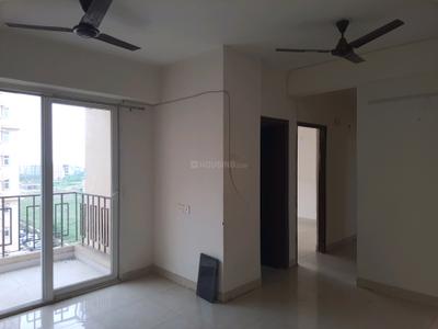 Living Room Image of 800 Sq.ft 3 BHK Apartment / Flat for sale in Signature Global Orchard Avenue , Sector 93 Gurgaon for Rs. 8100000