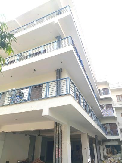 Basai, Sector 70 Building View 1