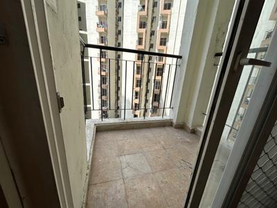 Balcony Image of 804 Sq.ft 2 BHK Apartment / Flat for rent in Amrapali Dream Valley 2, Noida Extension Greater Noida for Rs. 18000