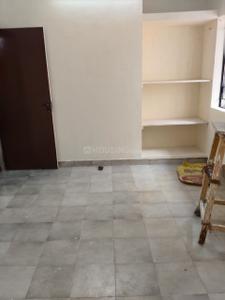 Bedroom Image of 800 Sq.ft 2 BHK Apartment / Flat for rent in Adambakkam Chennai for Rs. 20000