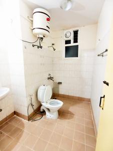 Bathroom Image of 1350 Sq.ft 2 BHK Builder Floor for rent in Kodihalli Bengaluru for Rs. 70000