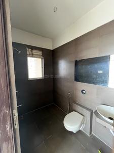 Bathroom Image of 1050 Sq.ft 3 BHK Apartment / Flat for rent in Akshar Estonia, Dronagiri Navi Mumbai for Rs. 23000