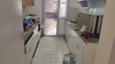 Kitchen Image of 2000 Sq.ft 3 BHK Builder Floor for rent in DLF Phase 5 Gurgaon for Rs. 70000