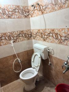 Bathroom Image of 1100 Sq.ft 2 BHK Independent House for rent in Tambaram Chennai for Rs. 15000
