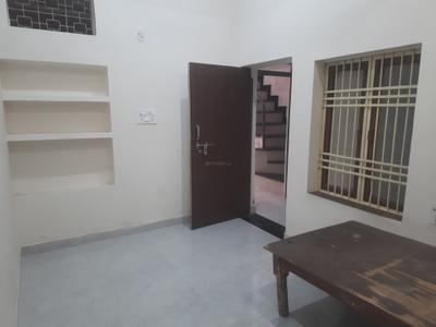 Bedroom Image of 500 Sq.ft 2 BHK Independent House for rent in Vrindavan Yojana Lucknow for Rs. 6500