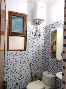 Common Bathroom Image of 1600 Sq.ft 3 BHK Apartment / Flat for sale in Sector 6 Dwarka New Delhi for Rs. 24500000