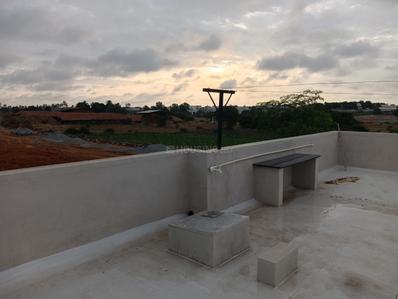 Balcony Image of 1152 Sq.ft 2 BHK Independent House for rent in Sri Falcon City, Marasandiram Hosur for Rs. 17000
