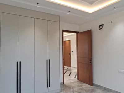 Bedroom Image of 1800 Sq.ft 3 BHK Builder Floor for sale in Paschim Vihar New Delhi for Rs. 40000000