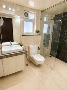Image of 2500 Sq.ft 4 BHK Apartment / Flat for rent in Prestige Misty Waters, Nagavara, Bengaluru for Rs. 130000