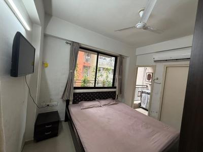 Bedroom Image of 1316 Sq.ft 3 BHK Apartment / Flat for rent in Shyam Akash Parisar, Chanakyapuri Ahmedabad for Rs. 35000