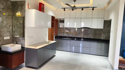 Kitchen Image of 2750 Sq.ft 3 BHK Apartment / Flat for rent in Kaavyaratna Antriksh, Randesan Gandhinagar for Rs. 45000