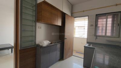 Kitchen Image of 1011 Sq.ft 2 BHK Apartment / Flat for rent in Green Paradise, Dahin Nagar Surat for Rs. 15000