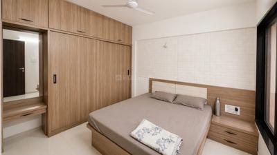 Bedroom Image of 980 Sq.ft 2 BHK Apartment / Flat for rent in Roongta Shree Tirumala Omkar Apartment, Gangapur Nashik for Rs. 26500