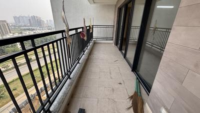 Balcony Image of 2071 Sq.ft 3 BHK Apartment / Flat for rent in Sobha City, Sector 108 Gurgaon for Rs. 80000