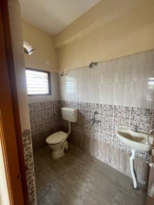 Bathroom Image of 1000 Sq.ft 2 BHK Apartment / Flat for sale in Avadi Chennai for Rs. 3800000