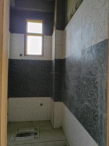 Common Bathroom Image of 750 Sq.ft 2 BHK Builder Floor for sale in DLF Ankur Vihar Ghaziabad for Rs. 2465013