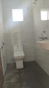 Bathroom Image of 400 Sq.ft 1 RK Builder Floor for rent in Koramangala Bengaluru for Rs. 15000