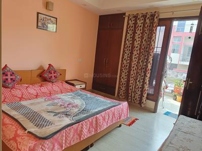 Bedroom Image of PG in CR Park in Chittaranjan Park, New Delhi