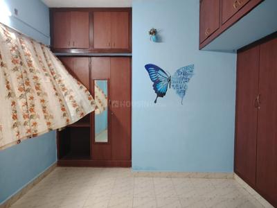 Bedroom Image of 1000 Sq.ft 2 BHK Apartment / Flat for rent in Kodambakkam Chennai for Rs. 24000
