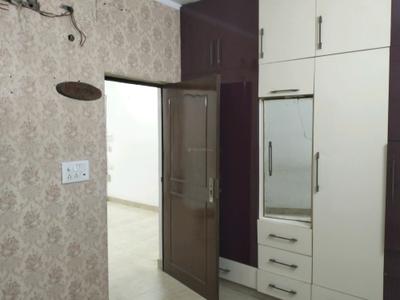 Bedroom Image of 1250 Sq.ft 3 BHK Apartment / Flat for sale in Vikaspuri New Delhi for Rs. 16100000