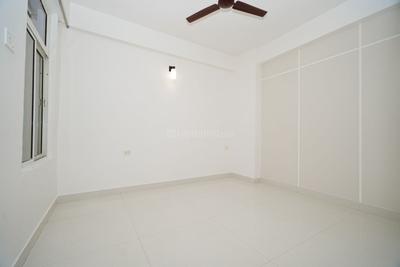 Bedroom Image of 890 Sq.ft 2 BHK Apartment / Flat for sale in Star Realcon Rameshwaram, Ghukna Ghaziabad for Rs. 6200000