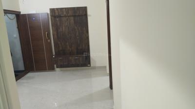 Living Room Image of 600 Sq.ft 1 BHK Builder Floor for rent in Adugodi Bengaluru for Rs. 27000