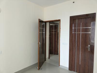 Bedroom Image of 1195 Sq.ft 2 BHK Apartment / Flat for sale in Amrapali Heartbeat City II, Sector 107 Noida for Rs. 12547500