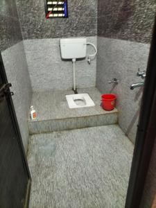 Bathroom Image of 1500 Sq.ft 2 BHK Independent House for rent in Masibari Ranchi for Rs. 7000
