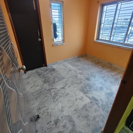 Basak Bagan, Dum Dum Bedroom 1