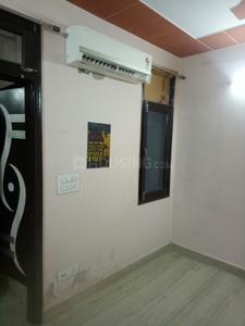 Bedroom Image of 540 Sq.ft 2 BHK Builder Floor for sale in Laxmi Nagar New Delhi for Rs. 3500000