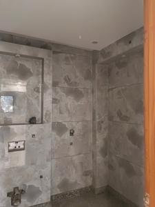 Common Bathroom Image of 1250 Sq.ft 3 BHK Builder Floor for sale in Sector 20 Rohini New Delhi for Rs. 8800000