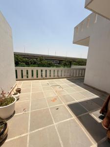 Balcony Image of 2250 Sq.ft 7 BHK Independent House for sale in Sector 9 Faridabad for Rs. 48000000