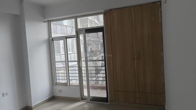 Bedroom Image of 2950 Sq.ft 4 BHK Apartment / Flat for rent in Gardenia Glory, Sector 46 Noida for Rs. 54500