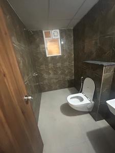 Bathroom Image of 650 Sq.ft 2 BHK Apartment / Flat for rent in Kolte Patil Life Republic Sector R16 16th Avenue Arezo, Hinjawadi Pune for Rs. 28800