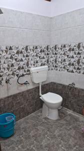 Bathroom Image of 2200 Sq.ft 4 BHK Independent House for sale in Ganga Nagar Jabalpur for Rs. 8000000