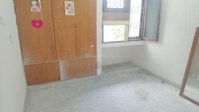 Bedroom Image of 1500 Sq.ft 3 BHK Apartment / Flat for rent in Antriksh Shivalik Apartment, Sector 6 Dwarka New Delhi for Rs. 38000