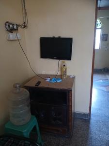 Living Room Image of 540 Sq.ft 1 BHK Independent House for rent in Dashrath Puri New Delhi for Rs. 10000