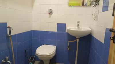 Bathroom Image of 400 Sq.ft 1 BHK Builder Floor for rent in Jeevan Bima Nagar Bengaluru for Rs. 19500