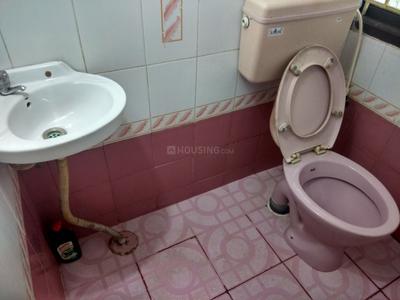 Bathroom Image of 1000 Sq.ft 2 BHK Duplex for rent in Uppilipalayam Coimbatore for Rs. 25000