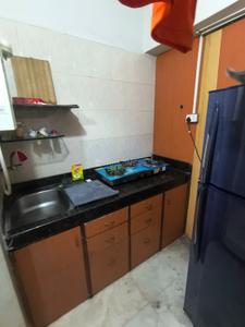Kitchen Image of 600 Sq.ft 1 BHK Apartment / Flat for rent in God Gifts Building, Lower Parel Mumbai for Rs. 50000