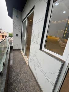 Balcony Image of 1300 Sq.ft 3 BHK Builder Floor for rent in Ramesh Nagar New Delhi for Rs. 55000