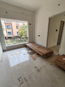 Hall Image of 1000 Sq.ft 2 BHK Apartment / Flat for sale in Purbalok Kolkata for Rs. 6500000