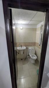 Bathroom Image of 915 Sq.ft 2 BHK Apartment / Flat for sale in Amrapali Princely Estate, Sector 76 Noida for Rs. 8500000